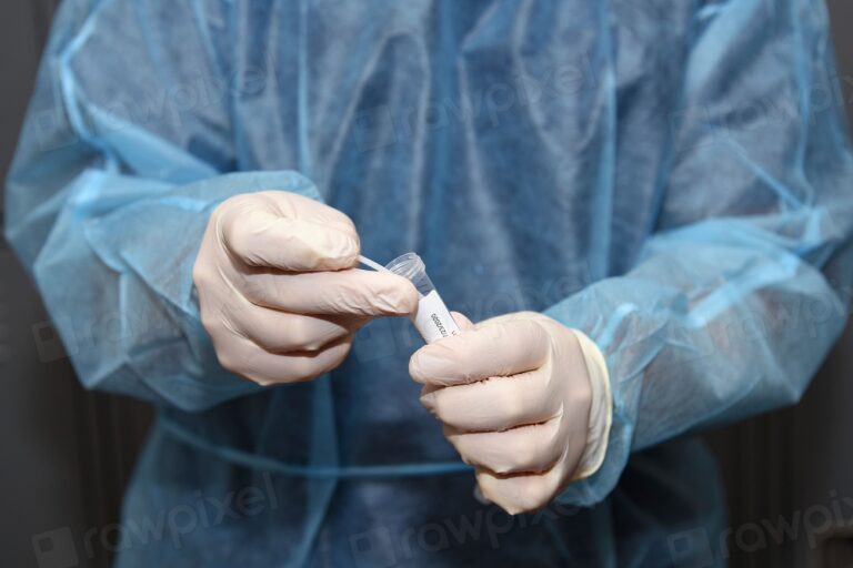 Read more about the article Understanding the NB.1.8.1 COVID-19 Variant: Symptoms, Diagnosis and Precautions
